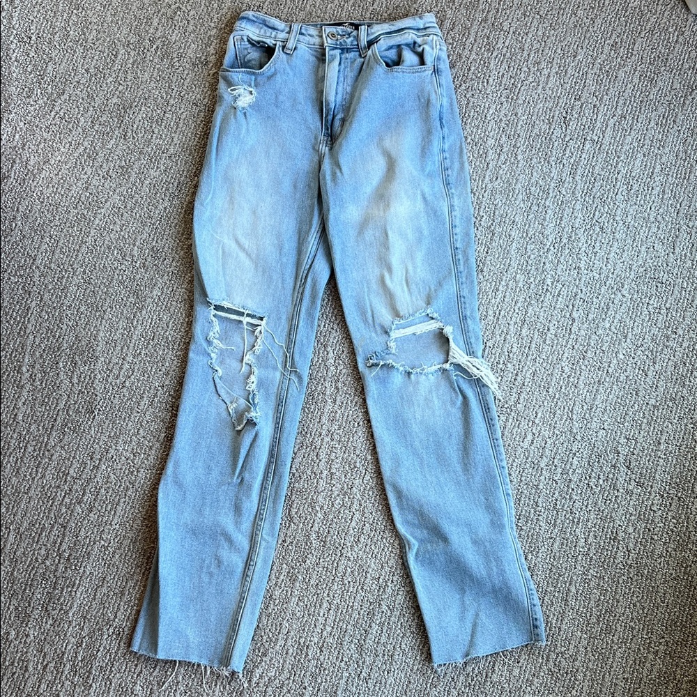 Hollister Ultra High-Rise 90s Vintage Straight Jeans 1R